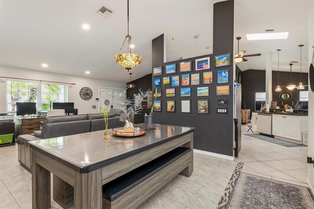 For Sale: $415,000 (3 beds, 2 baths, 1972 Square Feet)