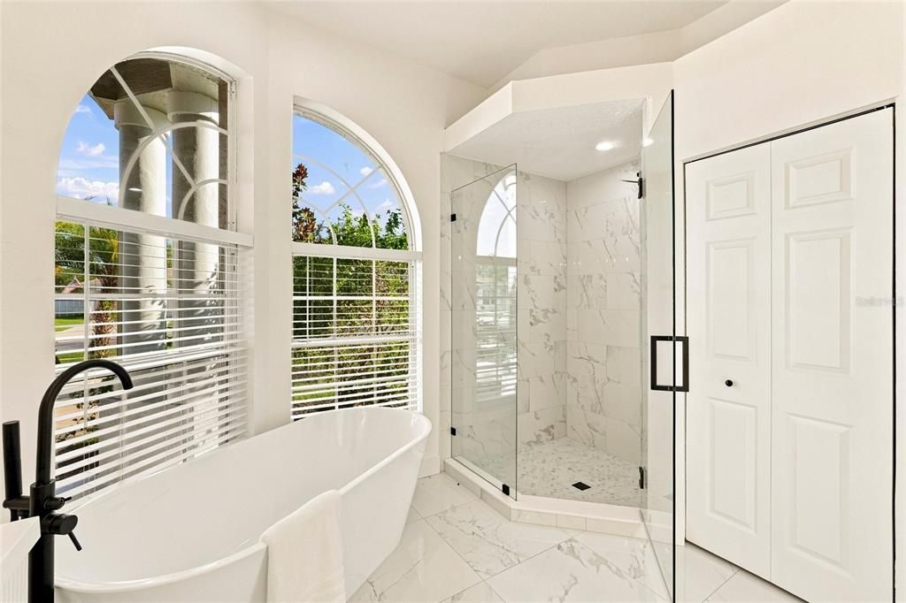 Active With Contract: $529,999 (4 beds, 3 baths, 1947 Square Feet)