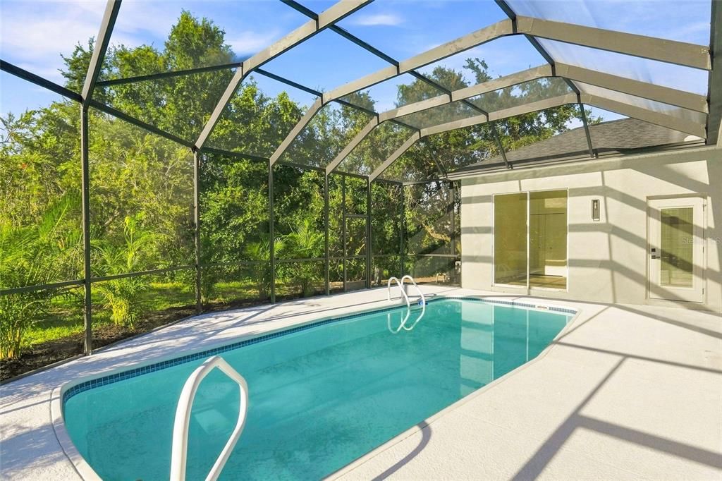 Active With Contract: $529,999 (4 beds, 3 baths, 1947 Square Feet)