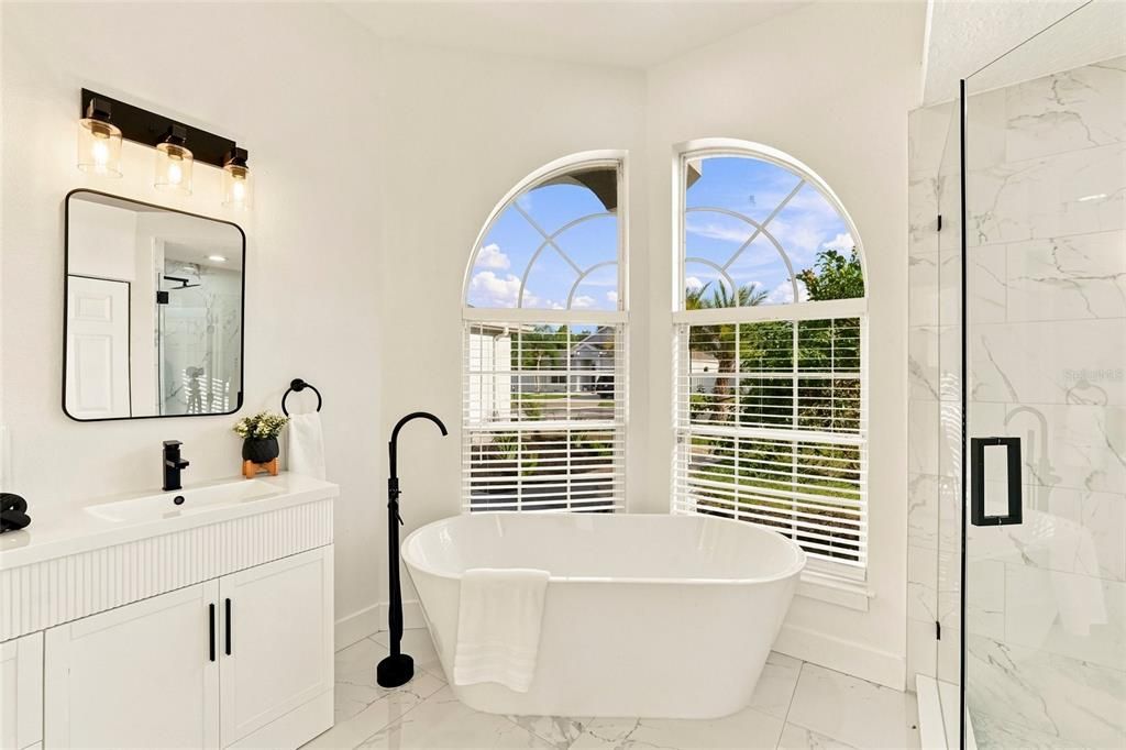 Active With Contract: $529,999 (4 beds, 3 baths, 1947 Square Feet)