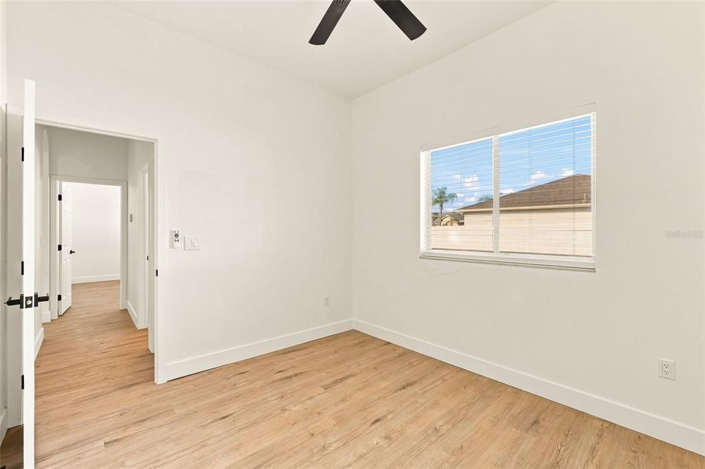 Active With Contract: $529,999 (4 beds, 3 baths, 1947 Square Feet)