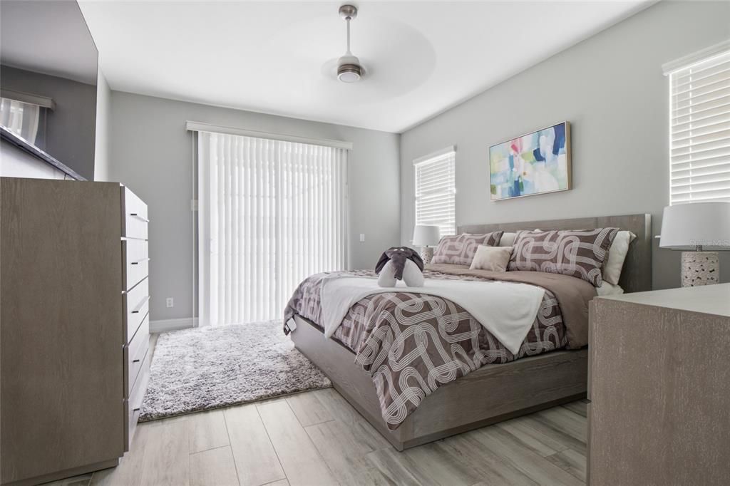 For Sale: $469,999 (3 beds, 2 baths, 1921 Square Feet)