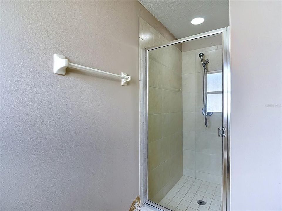 For Sale: $265,000 (3 beds, 2 baths, 1442 Square Feet)