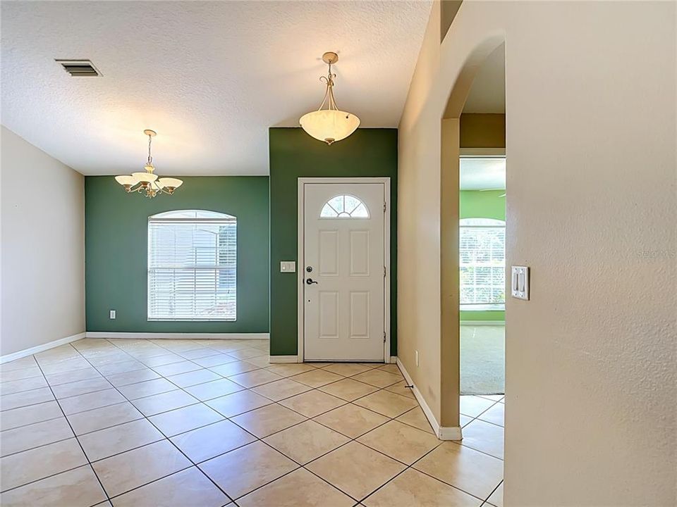 For Sale: $265,000 (3 beds, 2 baths, 1442 Square Feet)