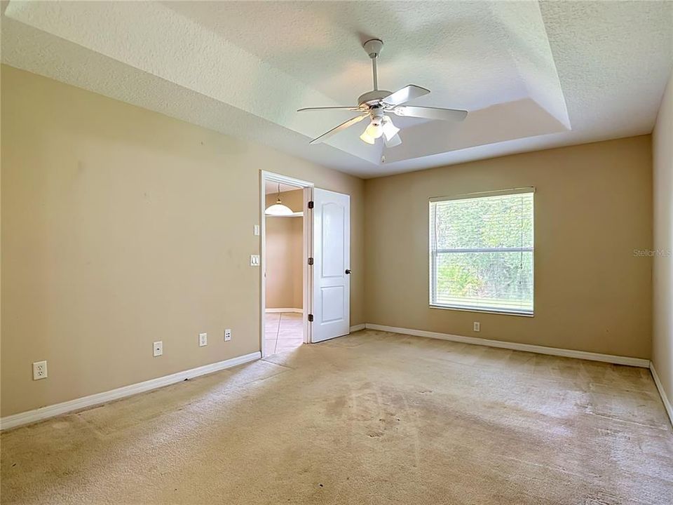 For Sale: $265,000 (3 beds, 2 baths, 1442 Square Feet)