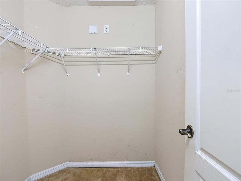 For Sale: $265,000 (3 beds, 2 baths, 1442 Square Feet)