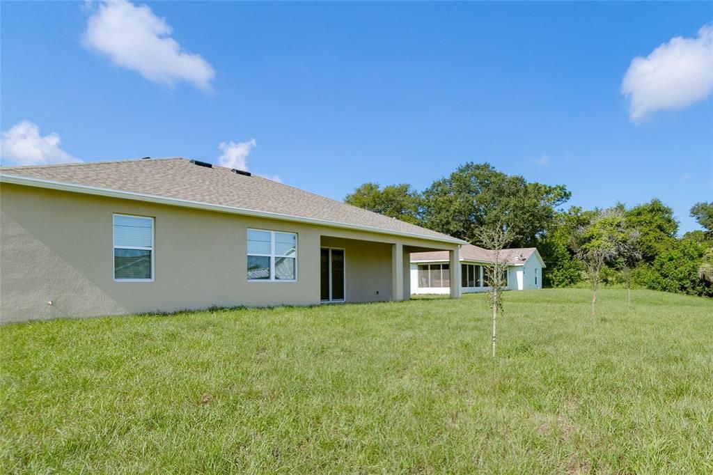 For Sale: $388,500 (3 beds, 2 baths, 1964 Square Feet)