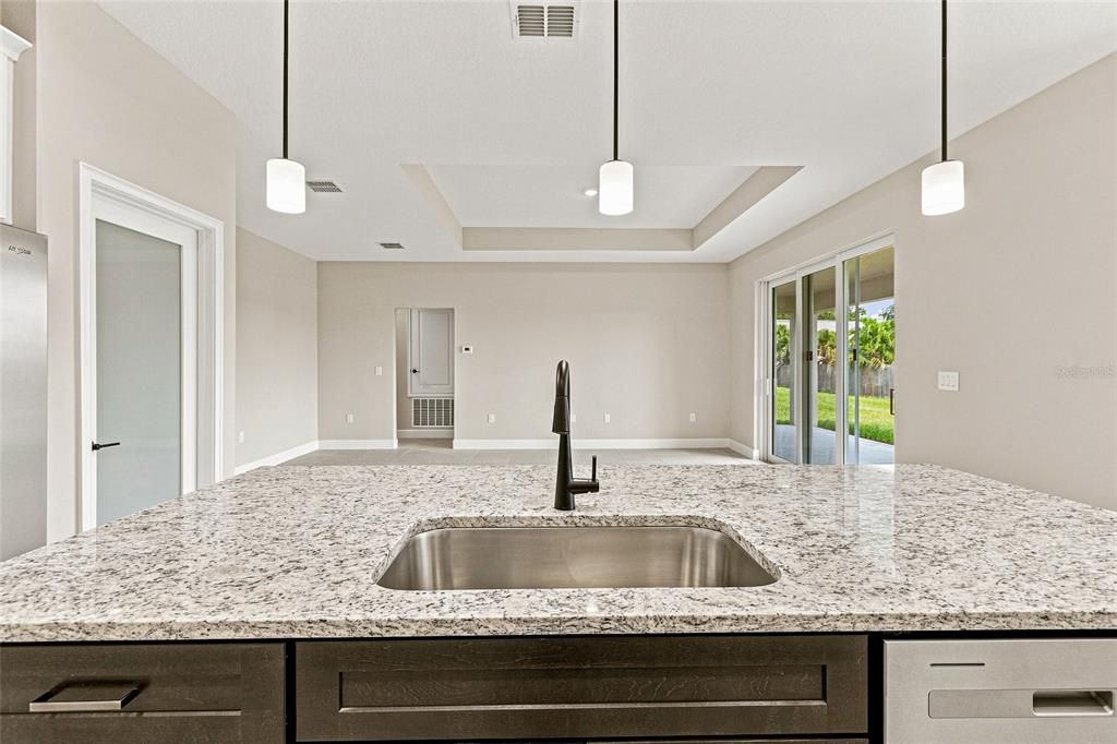 For Sale: $388,500 (3 beds, 2 baths, 1964 Square Feet)