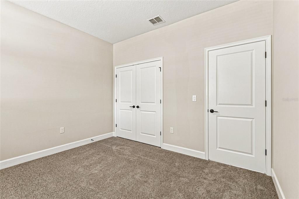 For Sale: $388,500 (3 beds, 2 baths, 1964 Square Feet)