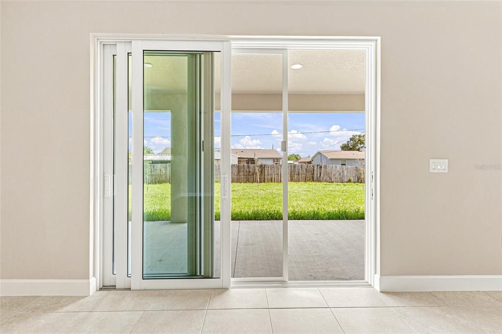 For Sale: $388,500 (3 beds, 2 baths, 1964 Square Feet)