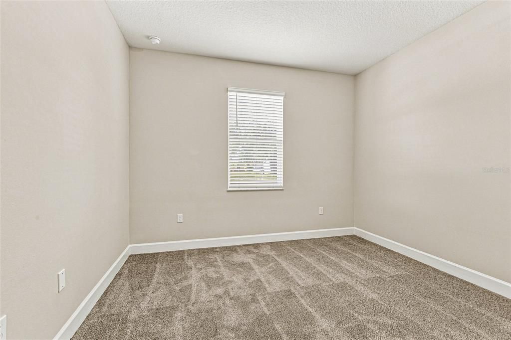 For Sale: $388,500 (3 beds, 2 baths, 1964 Square Feet)