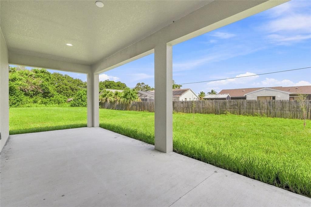 For Sale: $388,500 (3 beds, 2 baths, 1964 Square Feet)