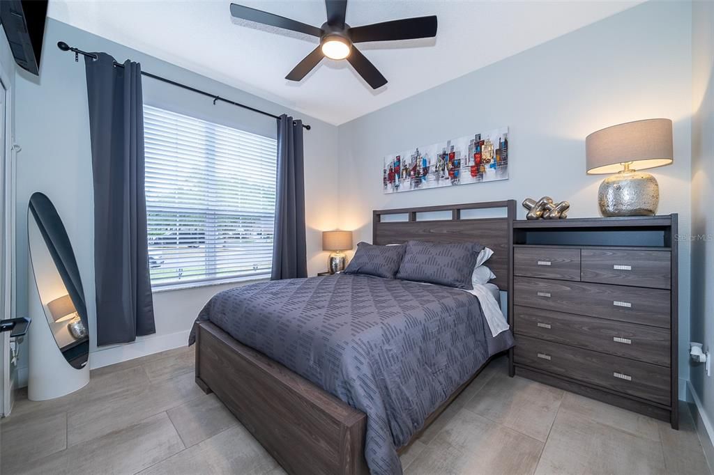 For Sale: $525,000 (4 beds, 3 baths, 1567 Square Feet)