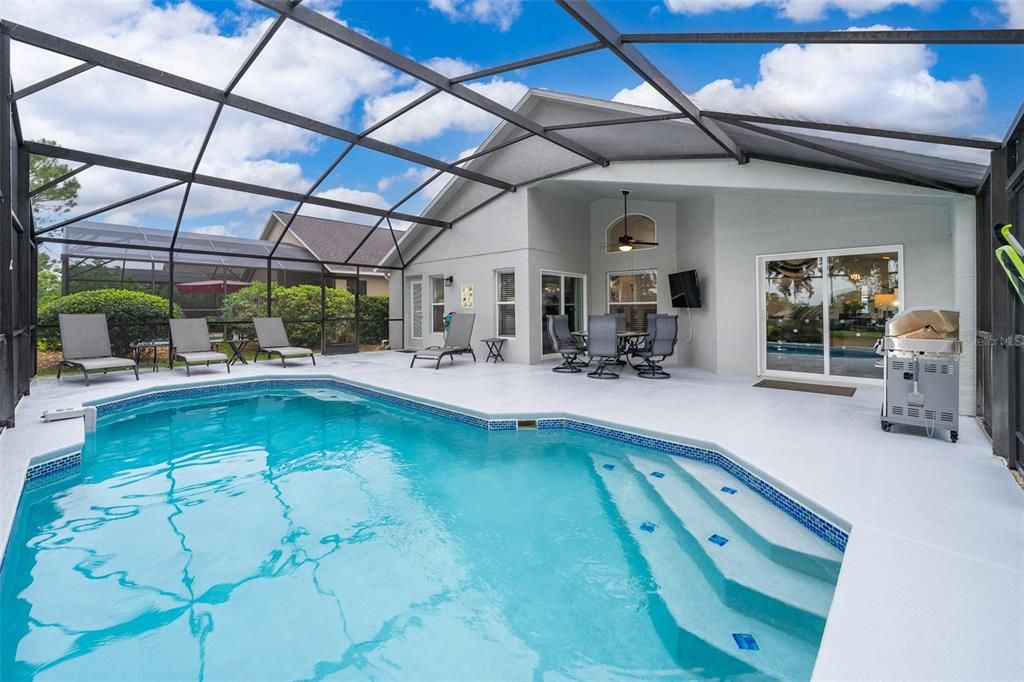 For Sale: $525,000 (4 beds, 3 baths, 1567 Square Feet)