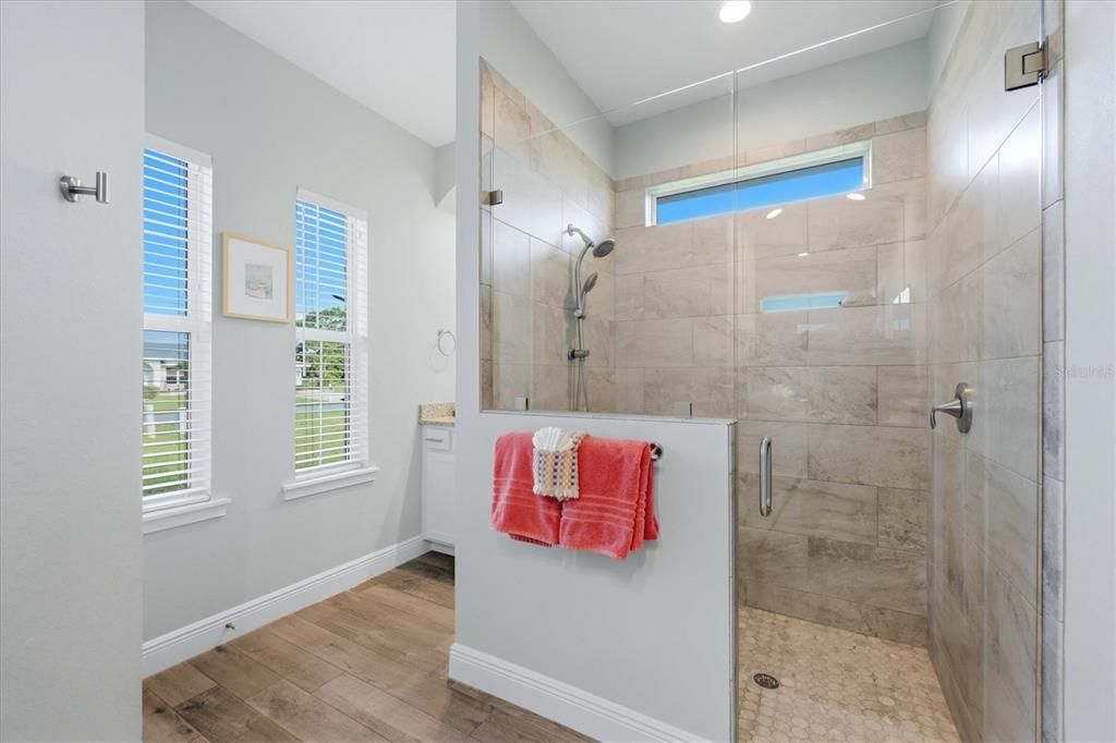 For Sale: $549,900 (3 beds, 2 baths, 1776 Square Feet)