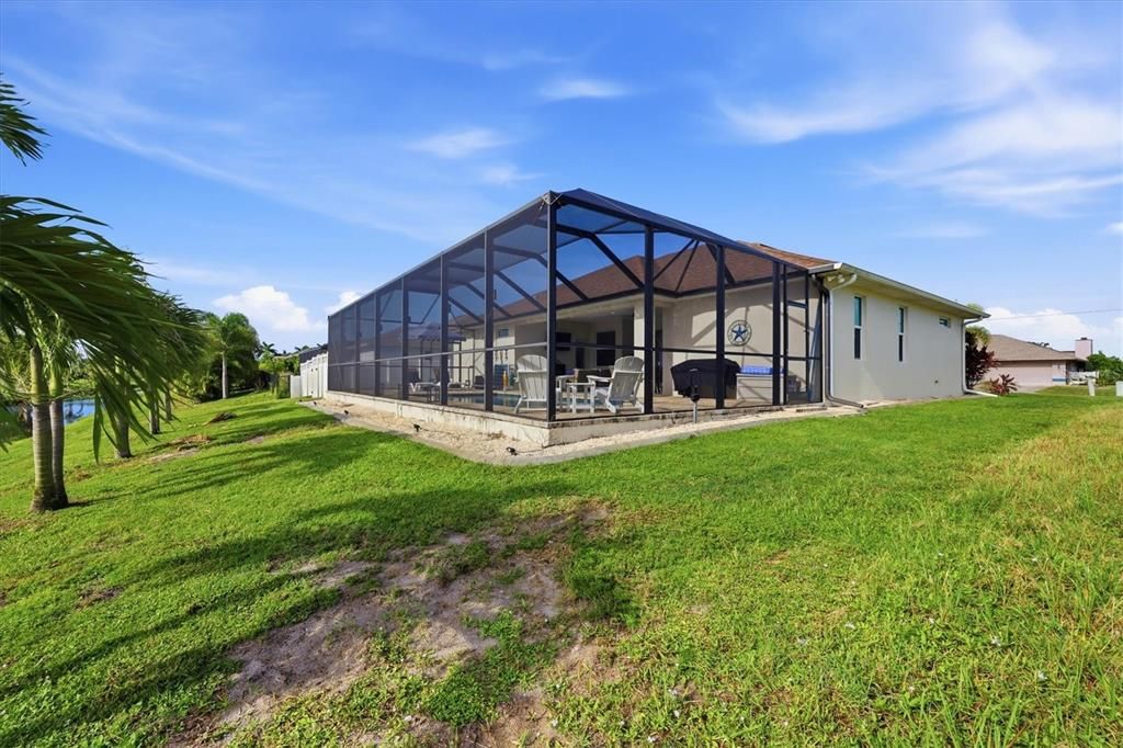 For Sale: $549,900 (3 beds, 2 baths, 1776 Square Feet)
