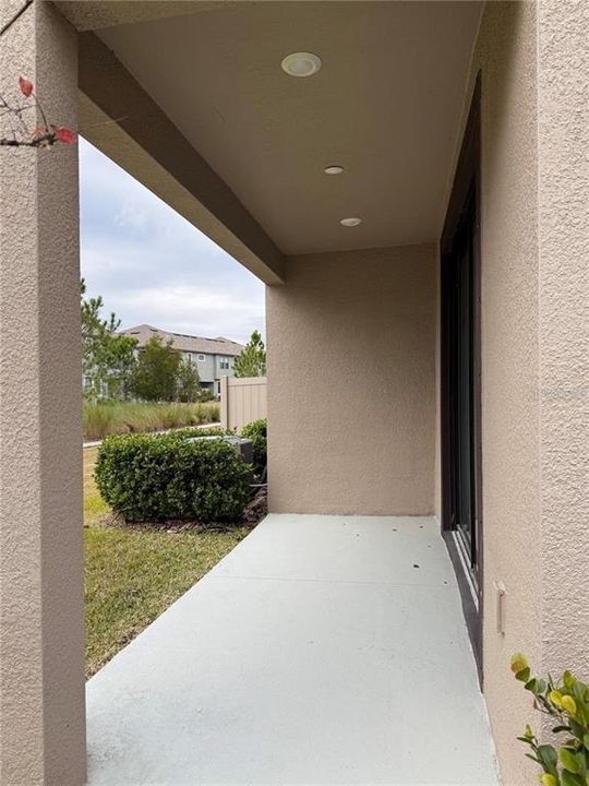 For Rent: $2,850 (3 beds, 2 baths, 2047 Square Feet)