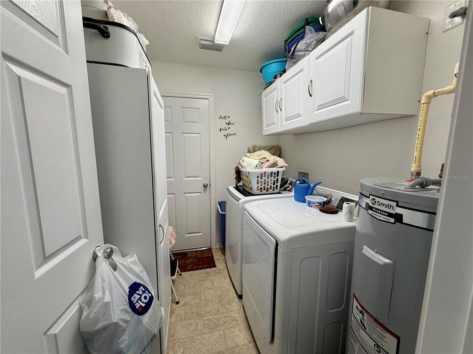For Sale: $240,900 (3 beds, 2 baths, 1014 Square Feet)
