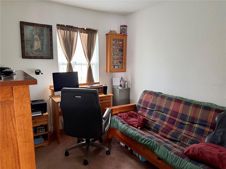 For Sale: $240,900 (3 beds, 2 baths, 1014 Square Feet)