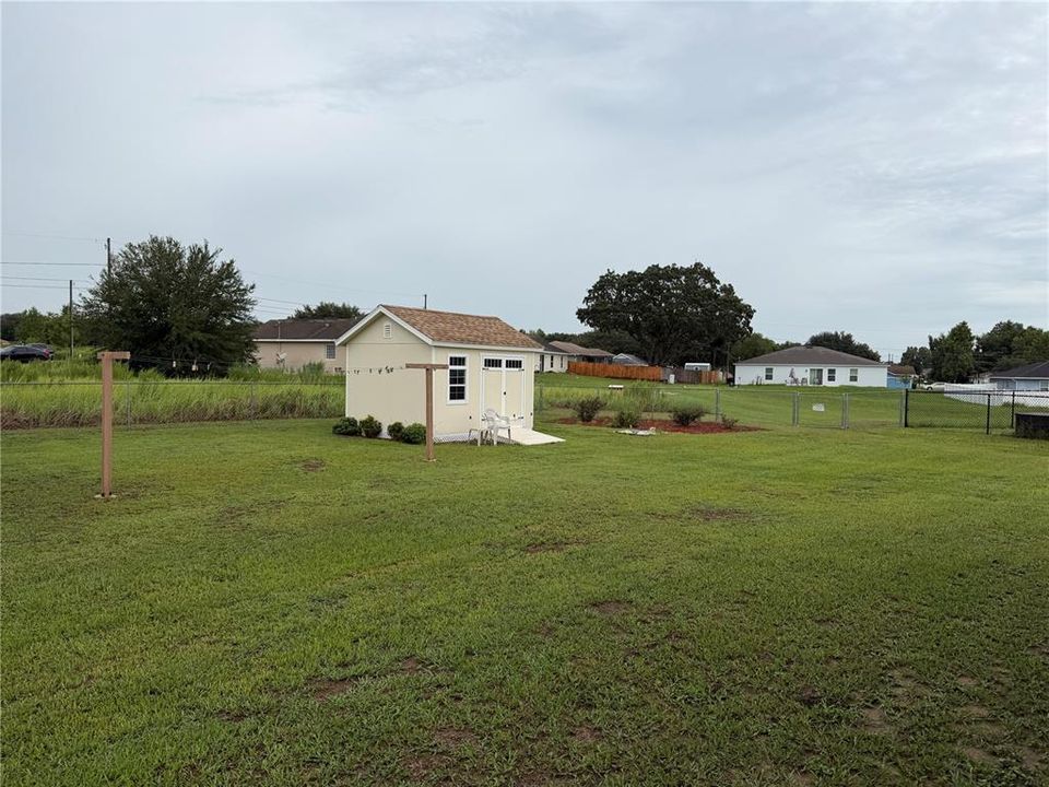 For Sale: $240,900 (3 beds, 2 baths, 1014 Square Feet)