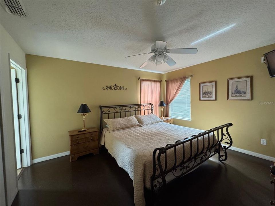 En Venta: $498,000 (8 camas, 5 baños, 2881 Pies cuadrados)