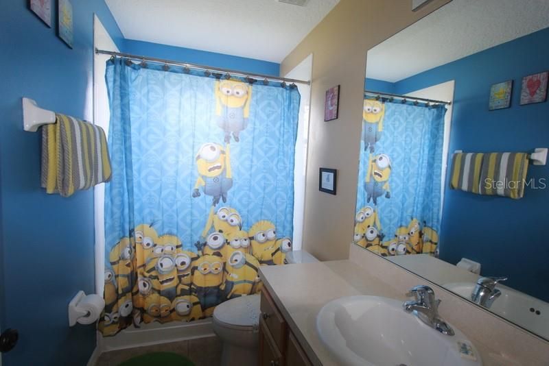 En Venta: $498,000 (8 camas, 5 baños, 2881 Pies cuadrados)