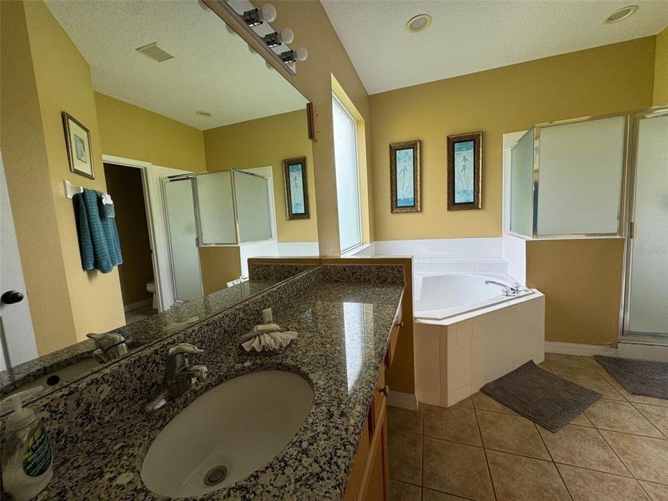 En Venta: $498,000 (8 camas, 5 baños, 2881 Pies cuadrados)