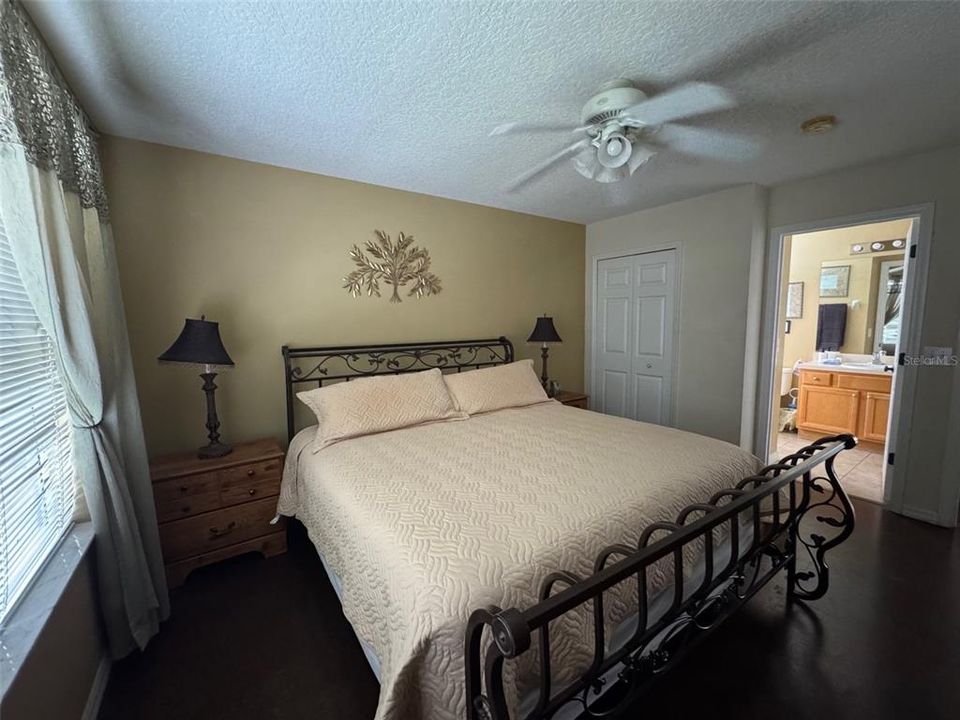 En Venta: $498,000 (8 camas, 5 baños, 2881 Pies cuadrados)