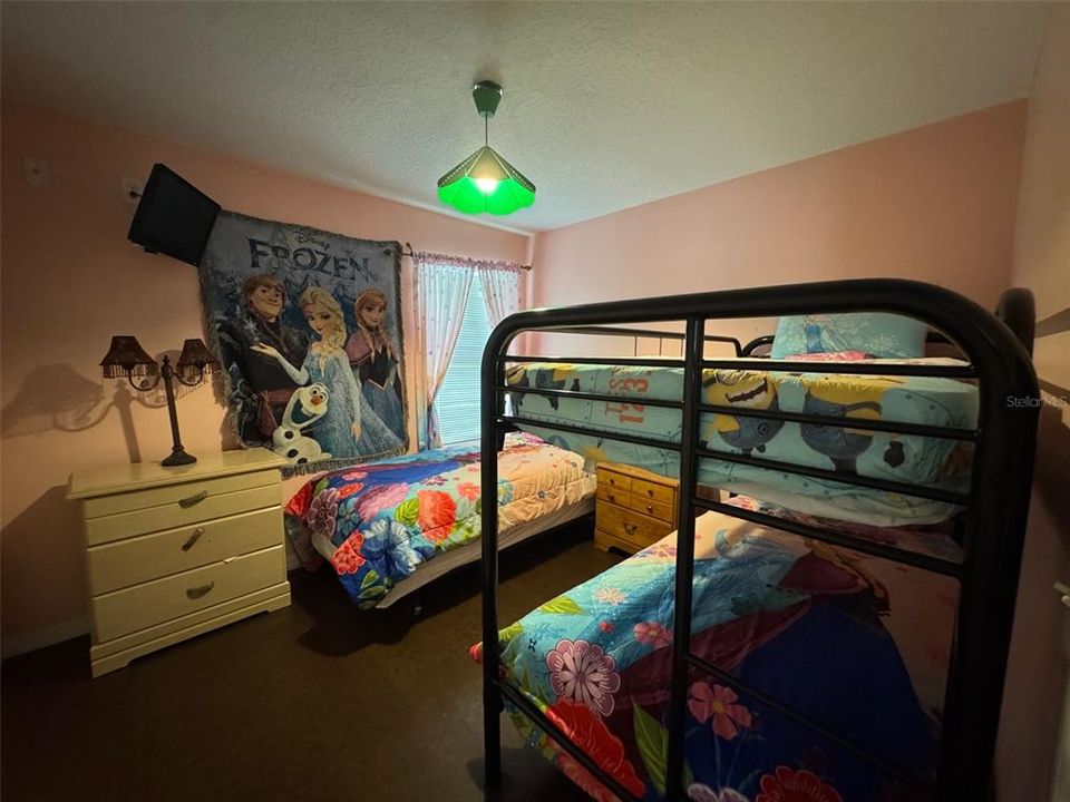 En Venta: $498,000 (8 camas, 5 baños, 2881 Pies cuadrados)