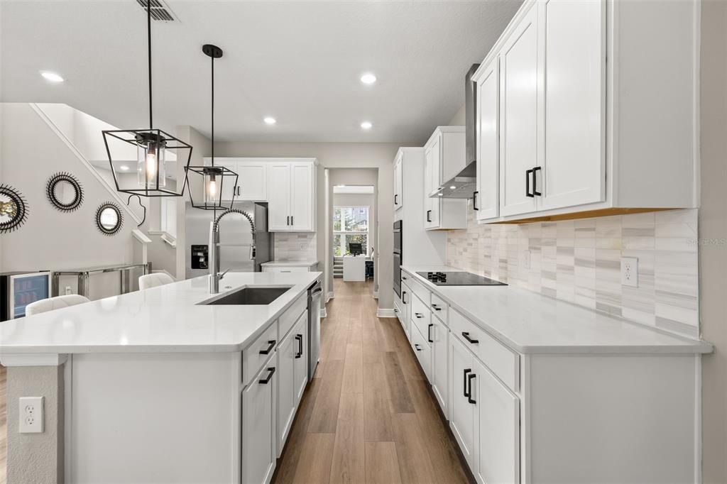 En Venta: $549,900 (3 camas, 2 baños, 2031 Pies cuadrados)