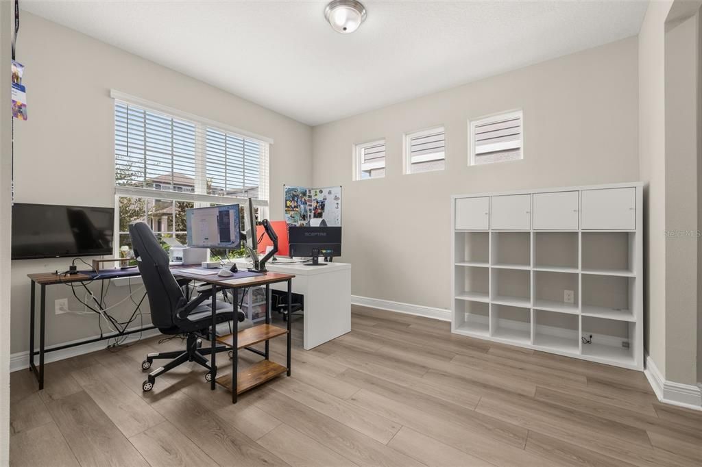 En Venta: $549,900 (3 camas, 2 baños, 2031 Pies cuadrados)