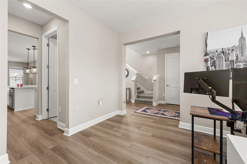 En Venta: $549,900 (3 camas, 2 baños, 2031 Pies cuadrados)