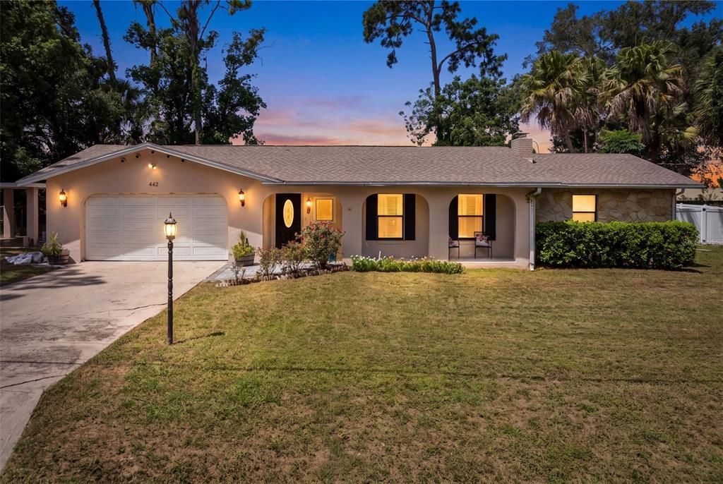 En Venta: $599,900 (4 camas, 2 baños, 2763 Pies cuadrados)