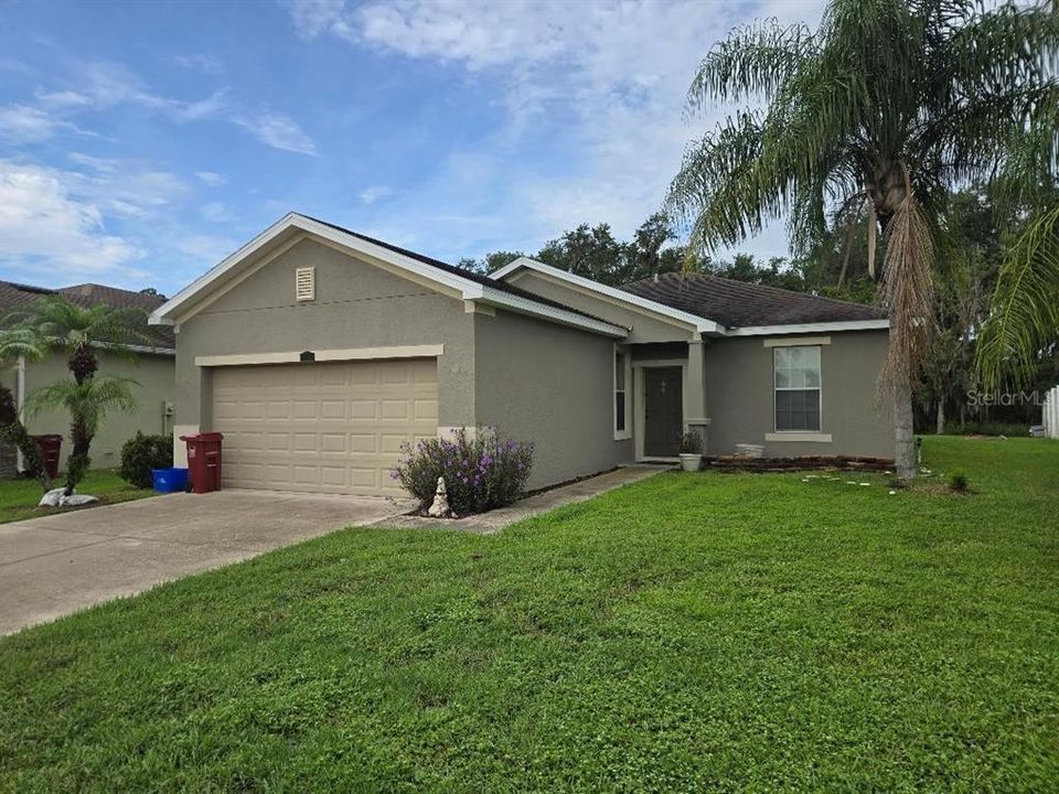 For Sale: $277,900 (3 beds, 2 baths, 1444 Square Feet)