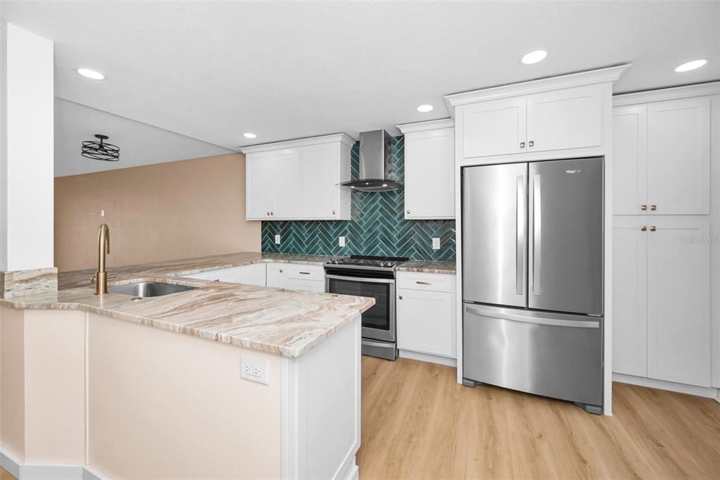 Activo con contrato: $319,500 (2 camas, 2 baños, 1030 Pies cuadrados)