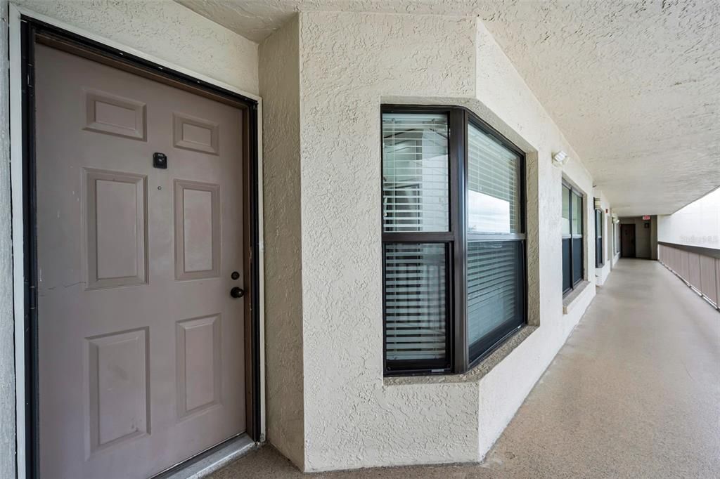 Activo con contrato: $319,500 (2 camas, 2 baños, 1030 Pies cuadrados)