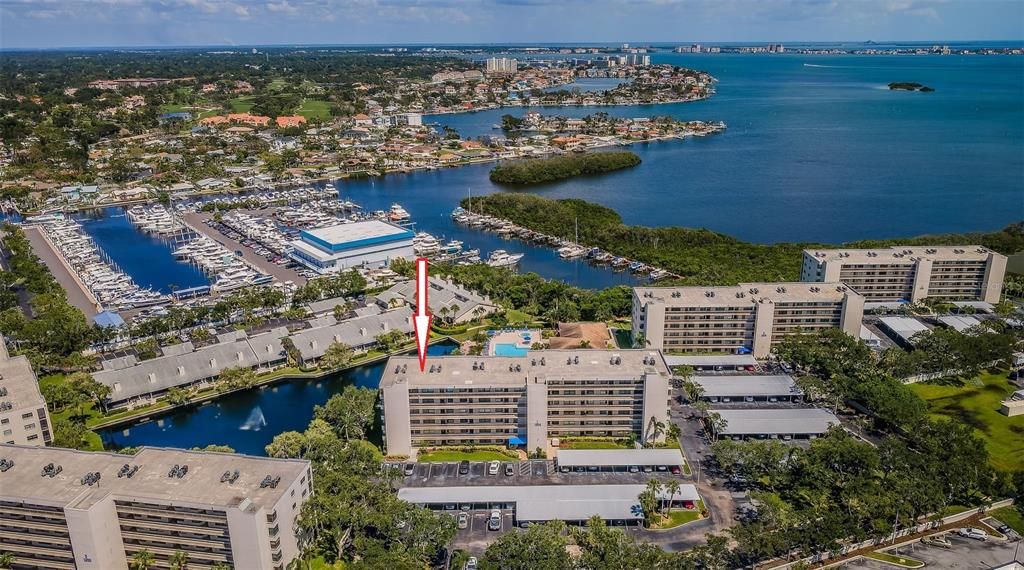 Activo con contrato: $319,500 (2 camas, 2 baños, 1030 Pies cuadrados)