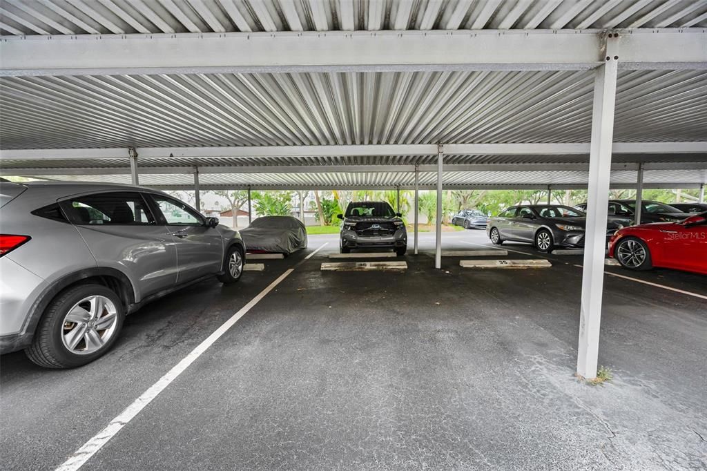 Activo con contrato: $319,500 (2 camas, 2 baños, 1030 Pies cuadrados)
