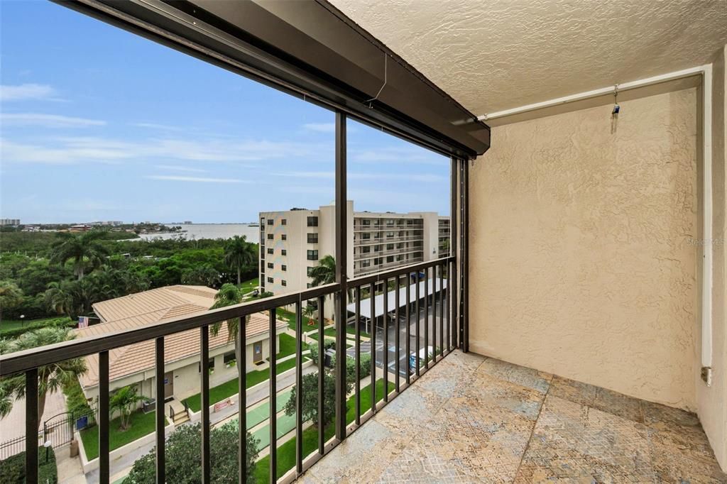 Activo con contrato: $319,500 (2 camas, 2 baños, 1030 Pies cuadrados)