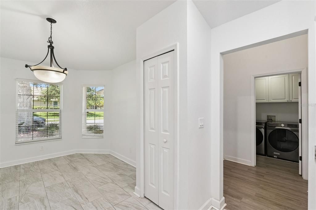 For Sale: $389,900 (3 beds, 2 baths, 1669 Square Feet)