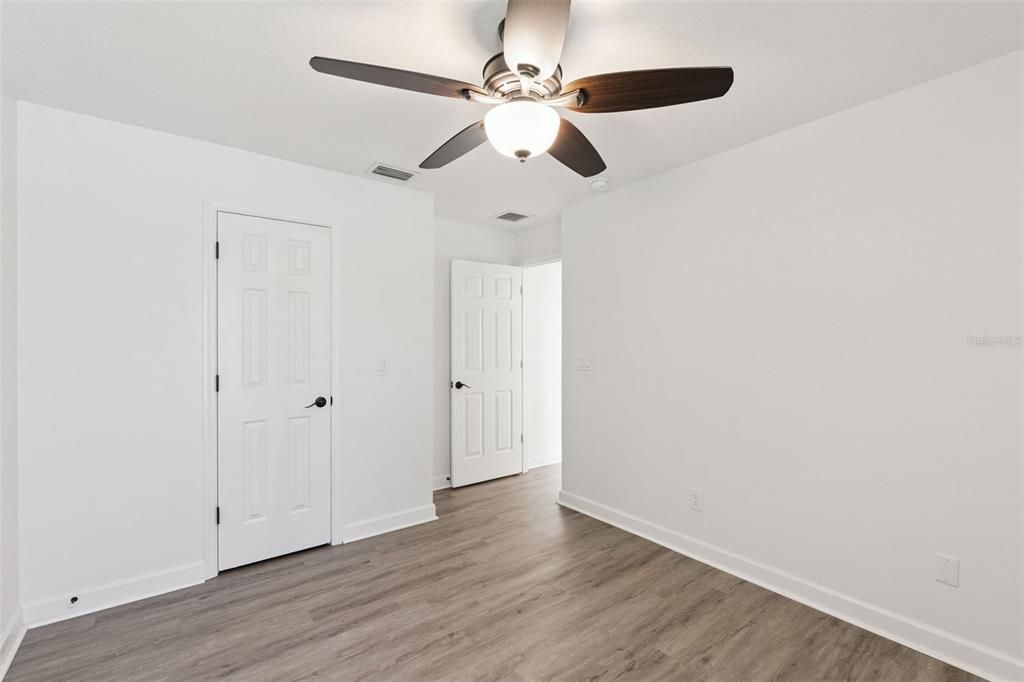 For Sale: $389,900 (3 beds, 2 baths, 1669 Square Feet)