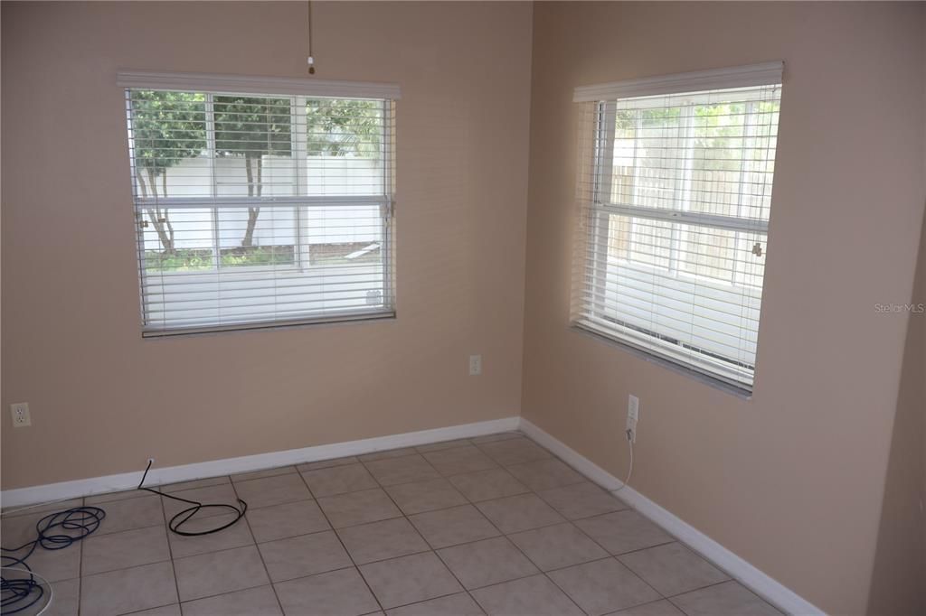 For Rent: $2,900 (3 beds, 2 baths, 1518 Square Feet)