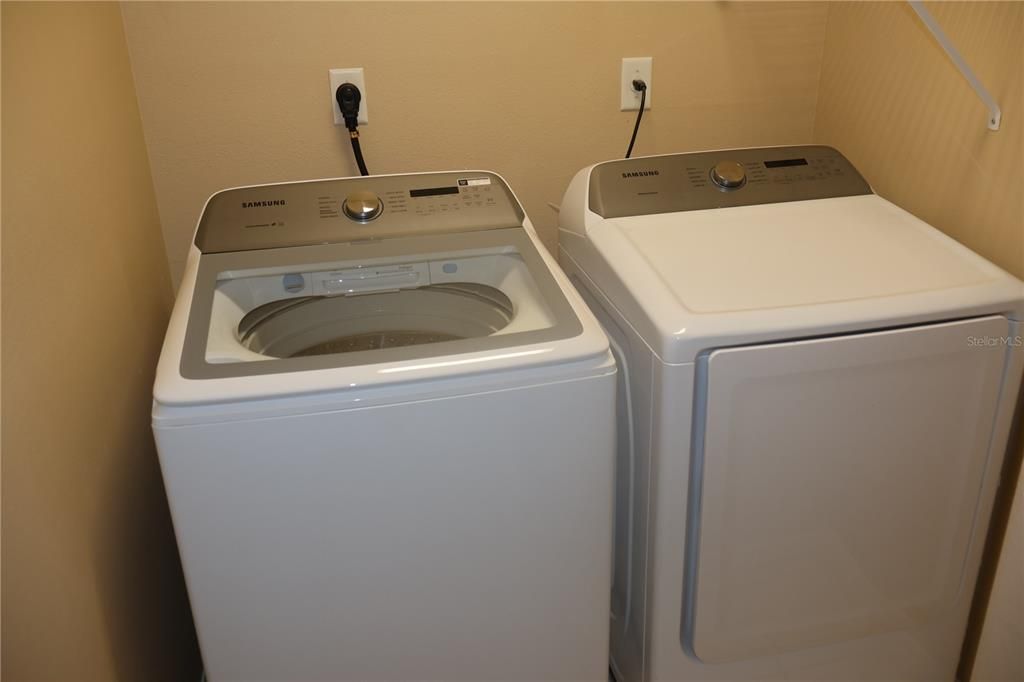 For Rent: $2,900 (3 beds, 2 baths, 1518 Square Feet)