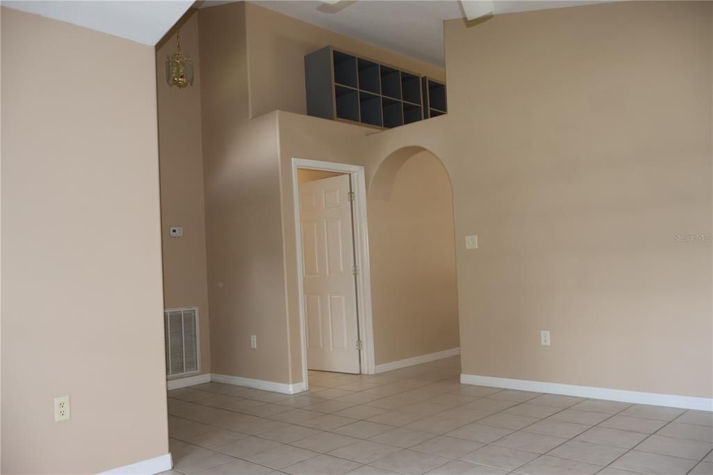 For Rent: $2,900 (3 beds, 2 baths, 1518 Square Feet)