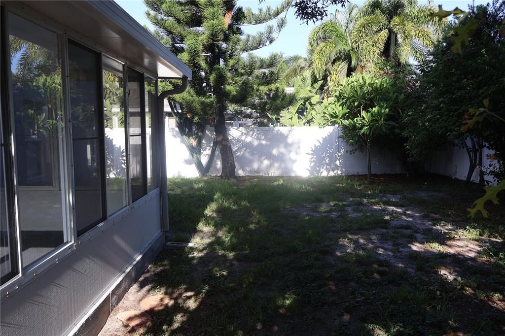 For Rent: $2,900 (3 beds, 2 baths, 1518 Square Feet)