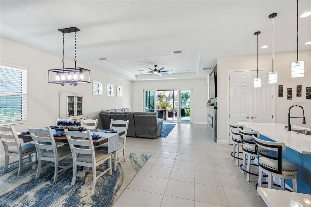 For Sale: $649,900 (4 beds, 2 baths, 2327 Square Feet)