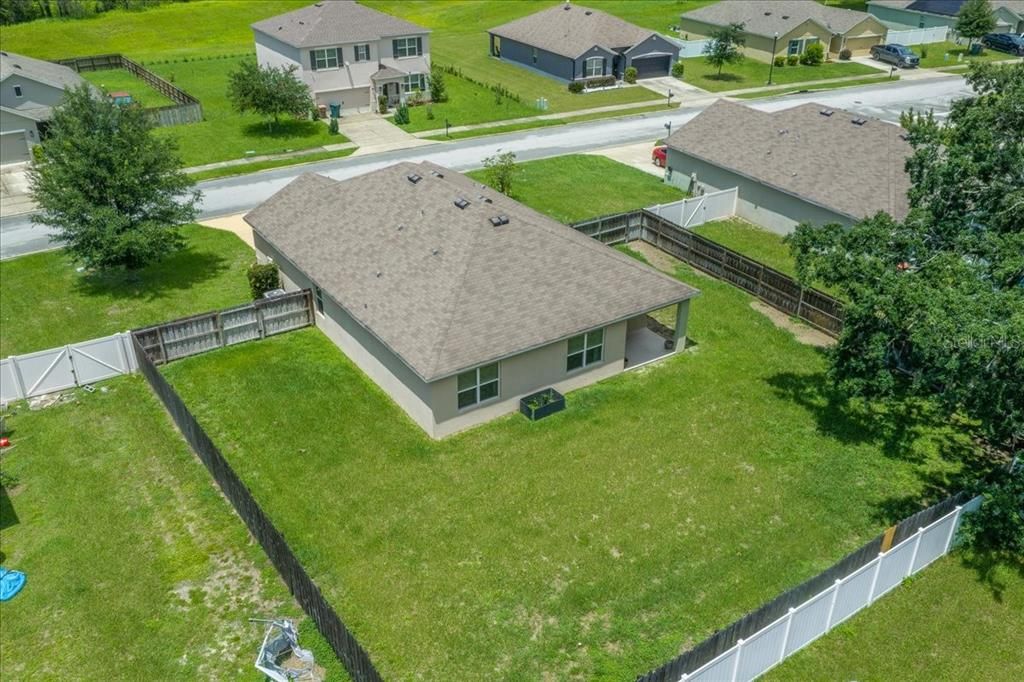 For Sale: $289,900 (4 beds, 2 baths, 1827 Square Feet)