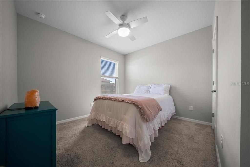 For Sale: $289,900 (4 beds, 2 baths, 1827 Square Feet)