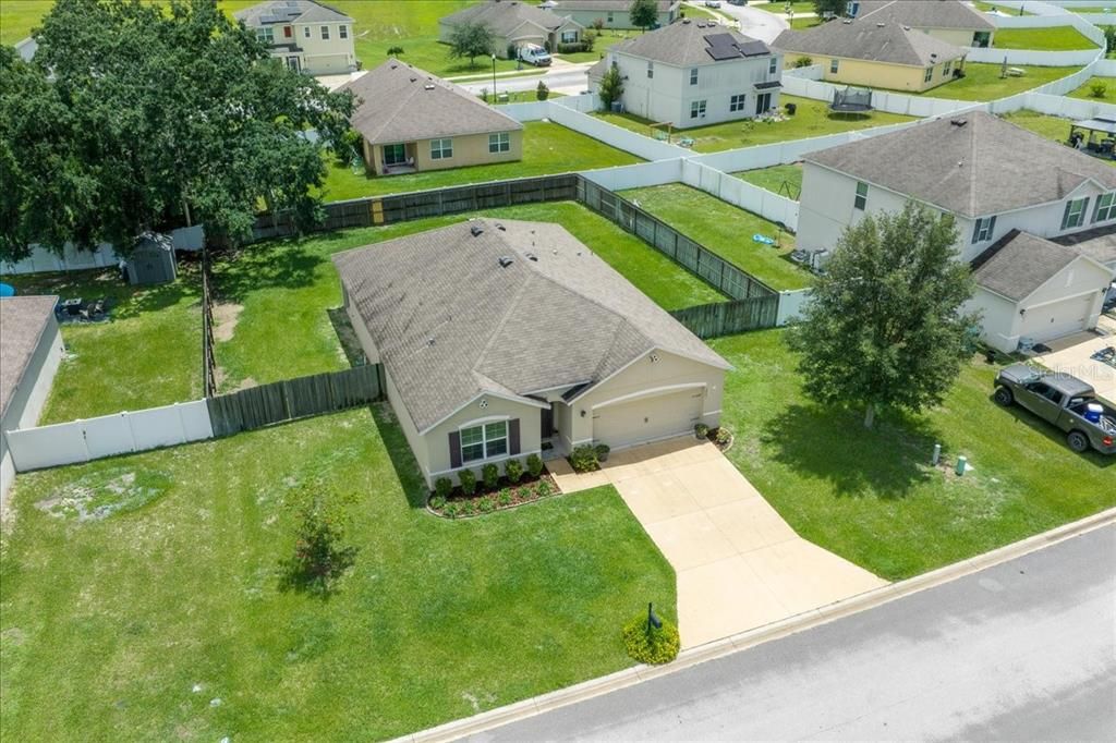 For Sale: $289,900 (4 beds, 2 baths, 1827 Square Feet)