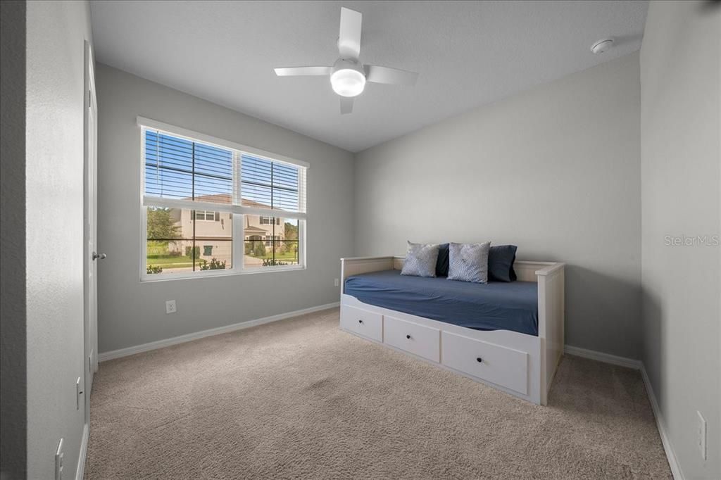 For Sale: $289,900 (4 beds, 2 baths, 1827 Square Feet)